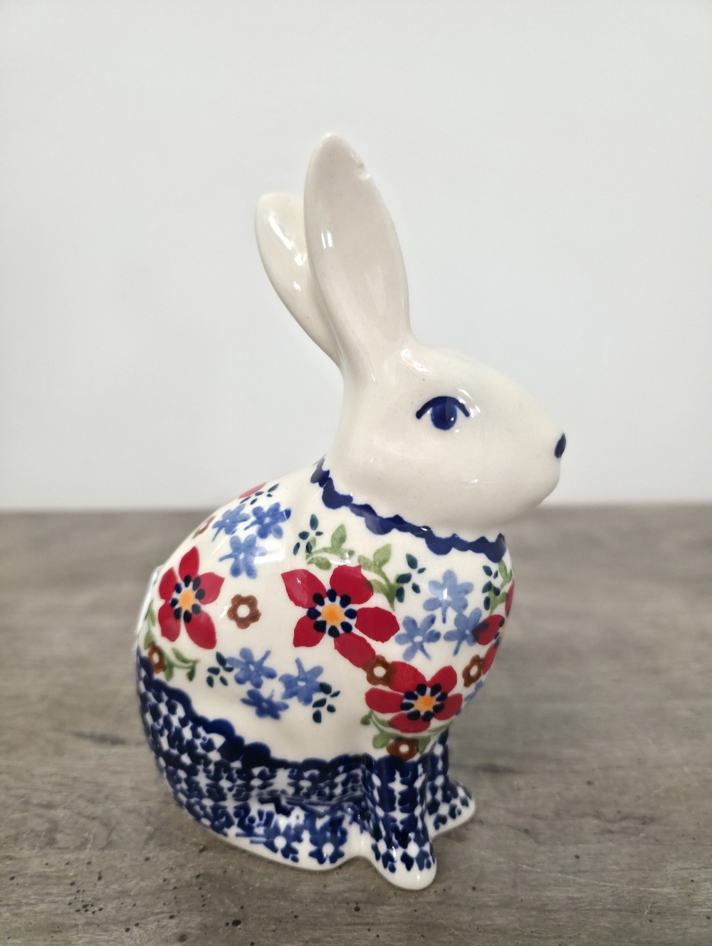Boleslawiec Polish Pottery Easter Bunny Figurine Authentic Brand New